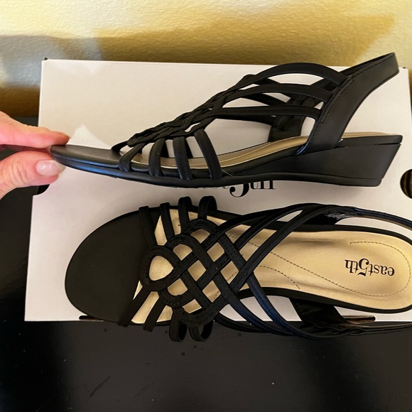 NWT East 5th black slingback wedge sandals - Picture 5 of 7